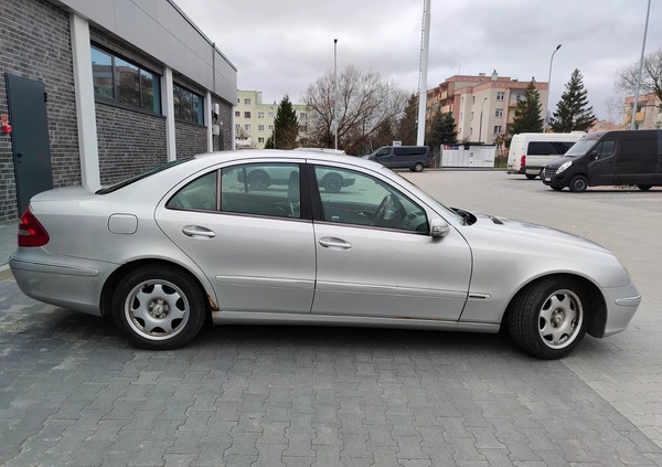 Mercedes-Benz Klasa E cena 10500 przebieg: 329850, rok produkcji 2002 z Elbląg małe 172